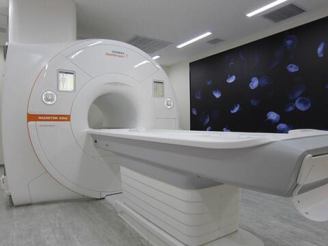 MRI